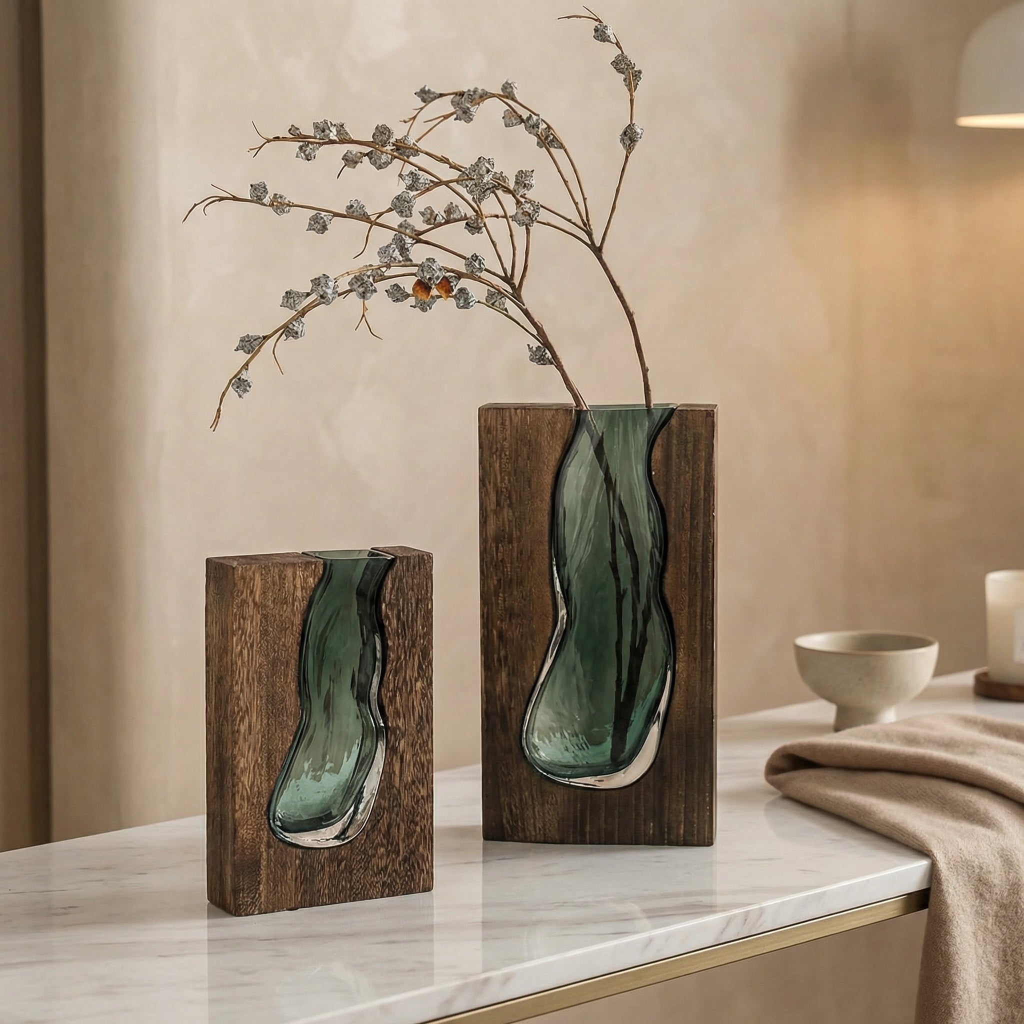 Nordic Live Edge Glass Vase with Natural Wood Base – Modern Flower Vase for Elegant Home Decor