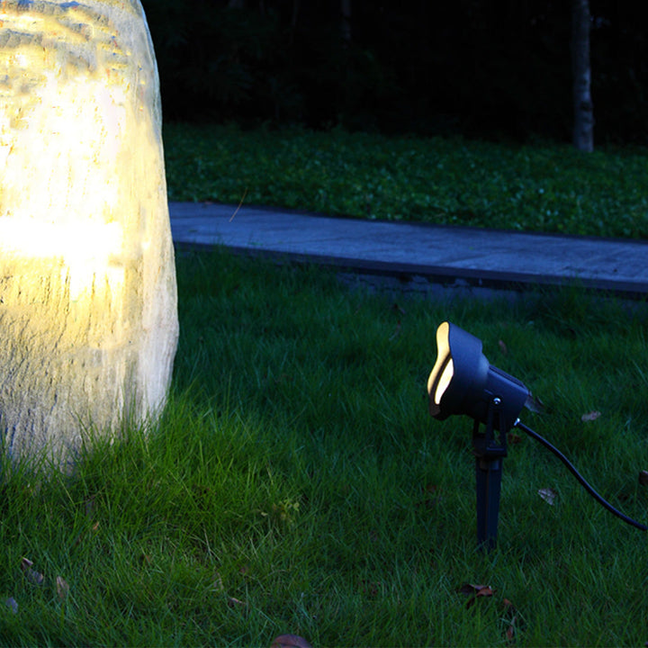 12 Volt Outdoor Garden Spike Lights – Modern Minimalist Design with Warm White LED, IP65 Waterproof, Durable Aluminum Construction 1