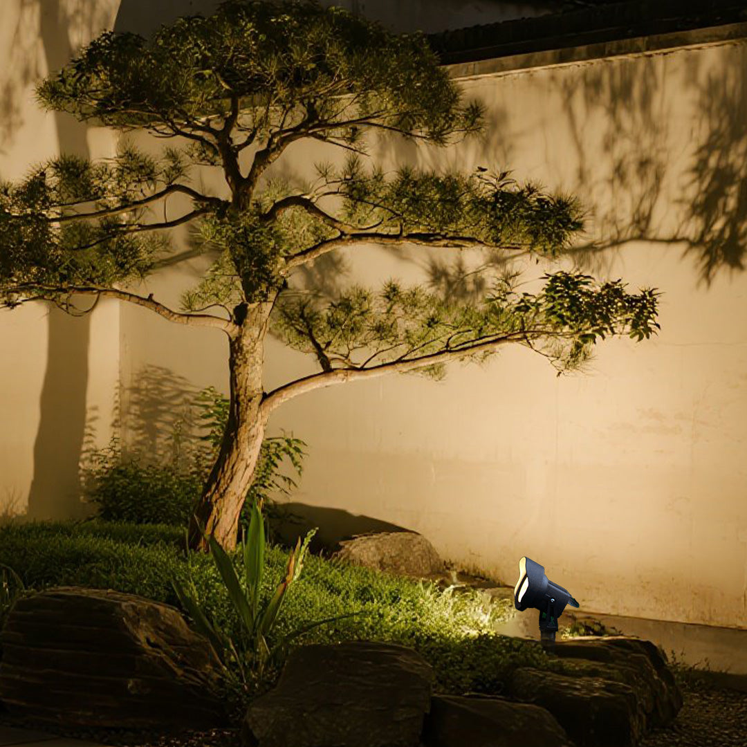 12 Volt Outdoor Garden Spike Lights – Modern Minimalist Design with Warm White LED, IP65 Waterproof, Durable Aluminum Construction 3