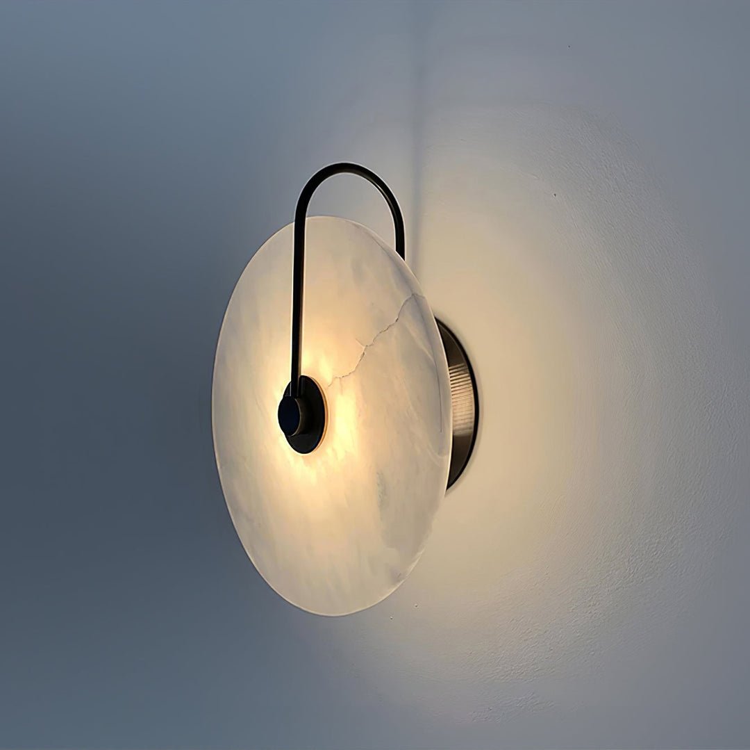 Alabaster Wall Lamp with Integrated LED – Elegant Lighting for Modern and Classic Interiors 2