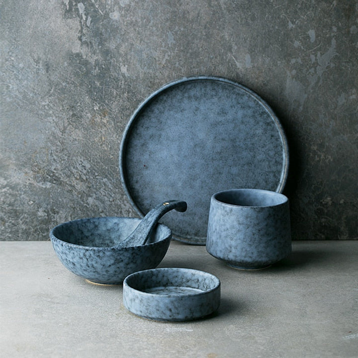 Azur Stoneware Ceramic Dinnerware Set – Vintage Ash Gray Design for Elegant Dining 1
