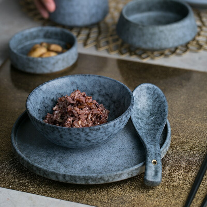 Azur Stoneware Ceramic Dinnerware Set – Vintage Ash Gray Design for Elegant Dining 4