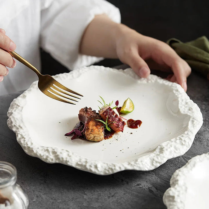 Ceramic Dinner Plate with Rustic Rock-Texture Edge – Durable Porcelain Dinnerware for Hearty Meals 1