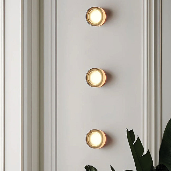 Compact LED Wall Lamp in Scandinavian Design – Warm White Light for Modern Interiors 2