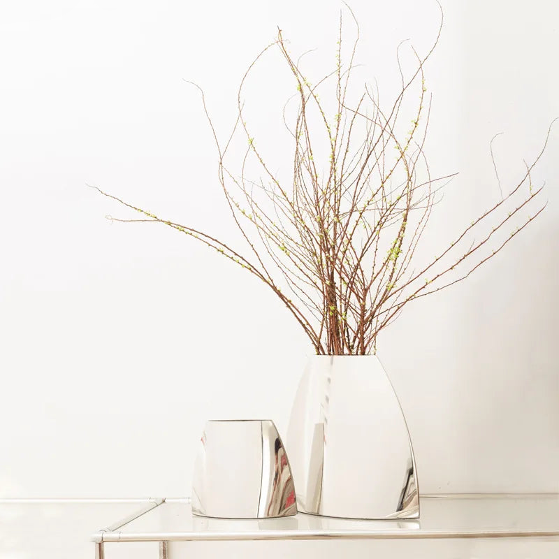 Contemporary Arc Metal Flower Vase – Polished Stainless Steel Decorative Centerpiece for Modern Interiors 6