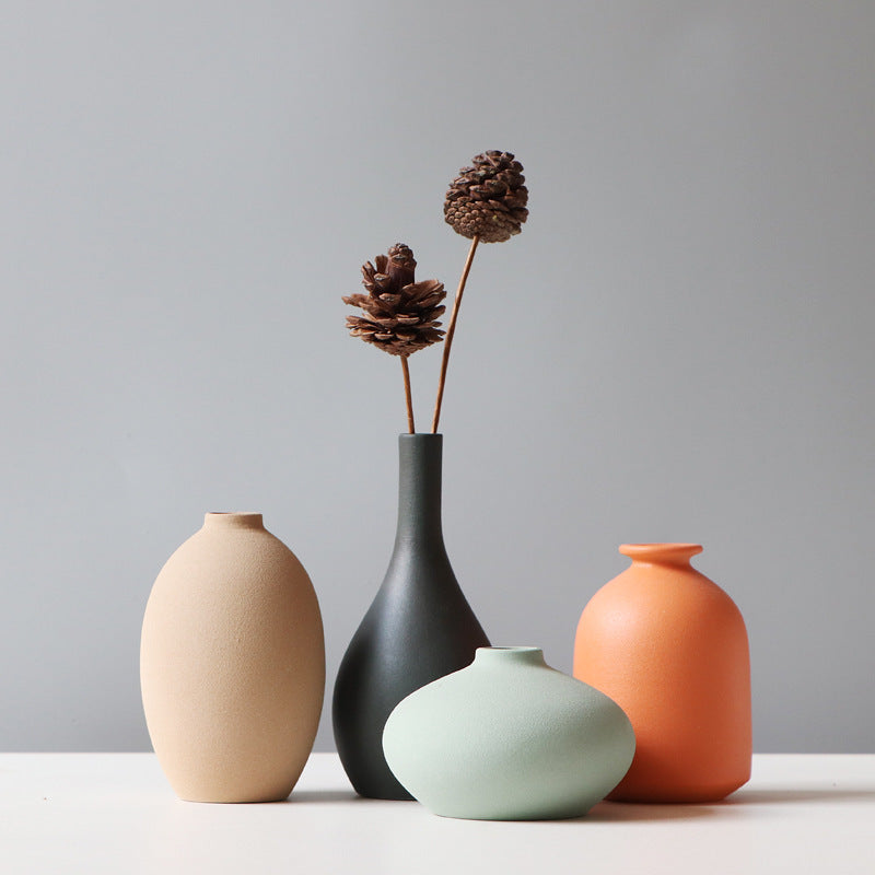 Contemporary Ceramic Vase with Matte Finish – Handmade Pottery for Modern Decor 1