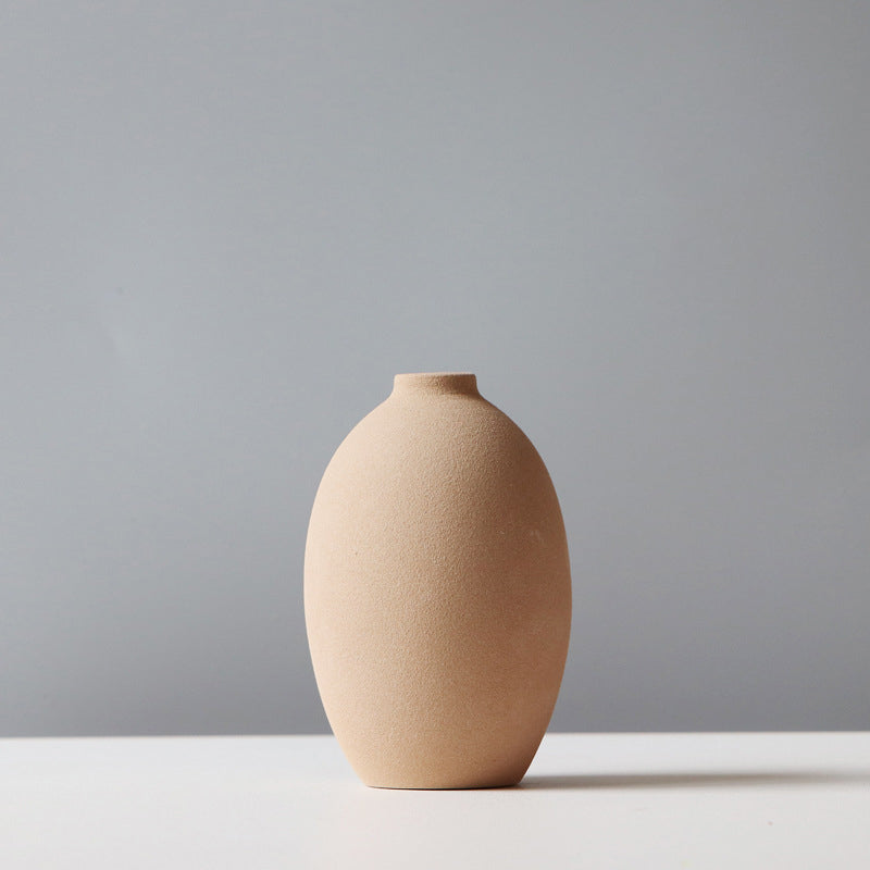 Contemporary Ceramic Vase with Matte Finish – Handmade Pottery for Modern Decor 4