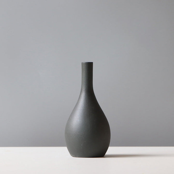 Contemporary Ceramic Vase with Matte Finish – Handmade Pottery for Modern Decor 5