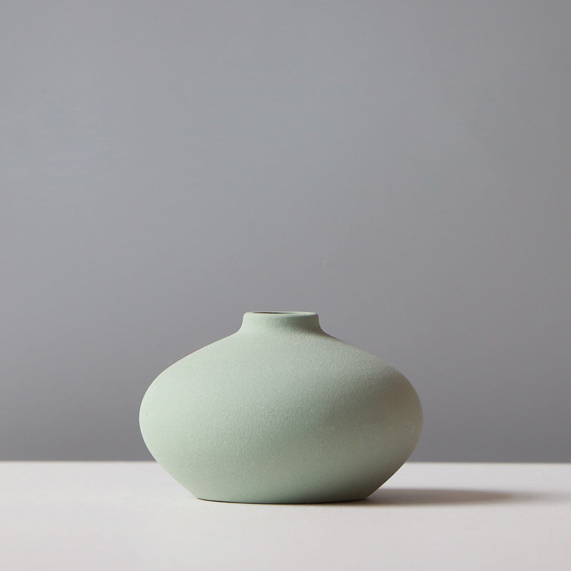 Contemporary Ceramic Vase with Matte Finish – Handmade Pottery for Modern Decor 6