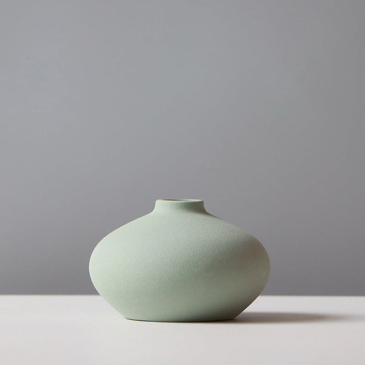 Contemporary Ceramic Vase with Matte Finish – Handmade Pottery for Modern Decor 6
