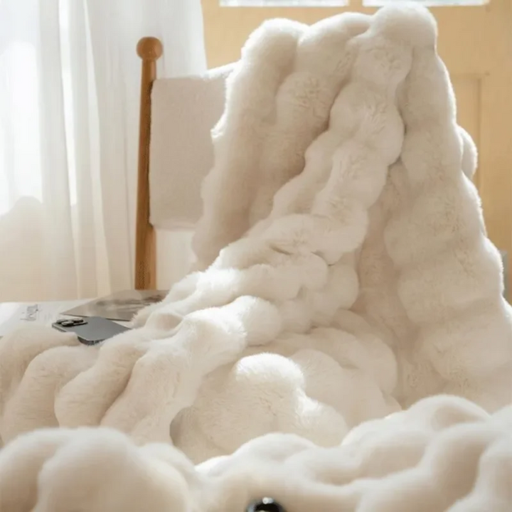 Cozy Plaid Blanket with Sleeves – Soft, Warm, Perfect for Sofa and Bed 2