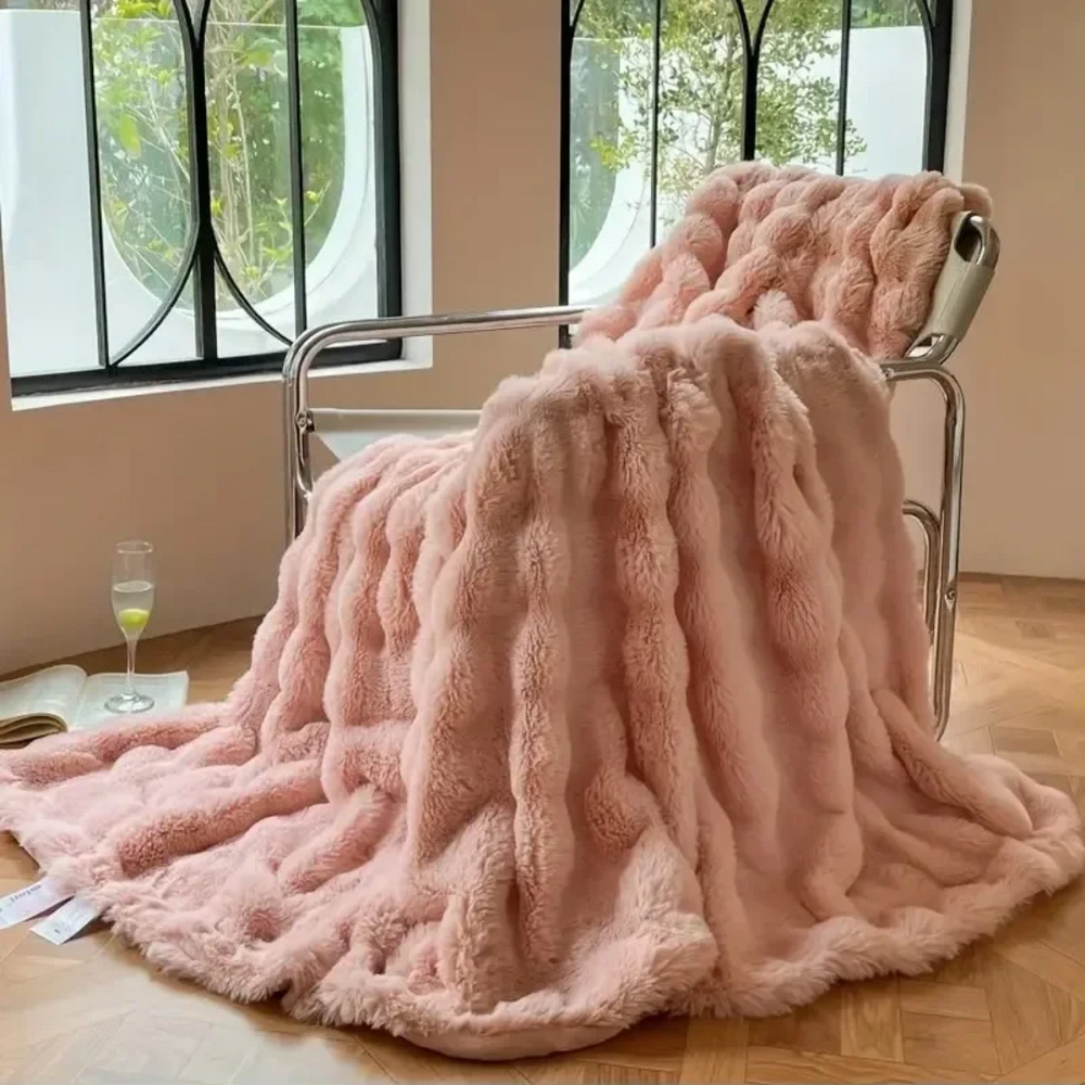 Cozy Plaid Blanket with Sleeves – Soft, Warm, Perfect for Sofa and Bed 5