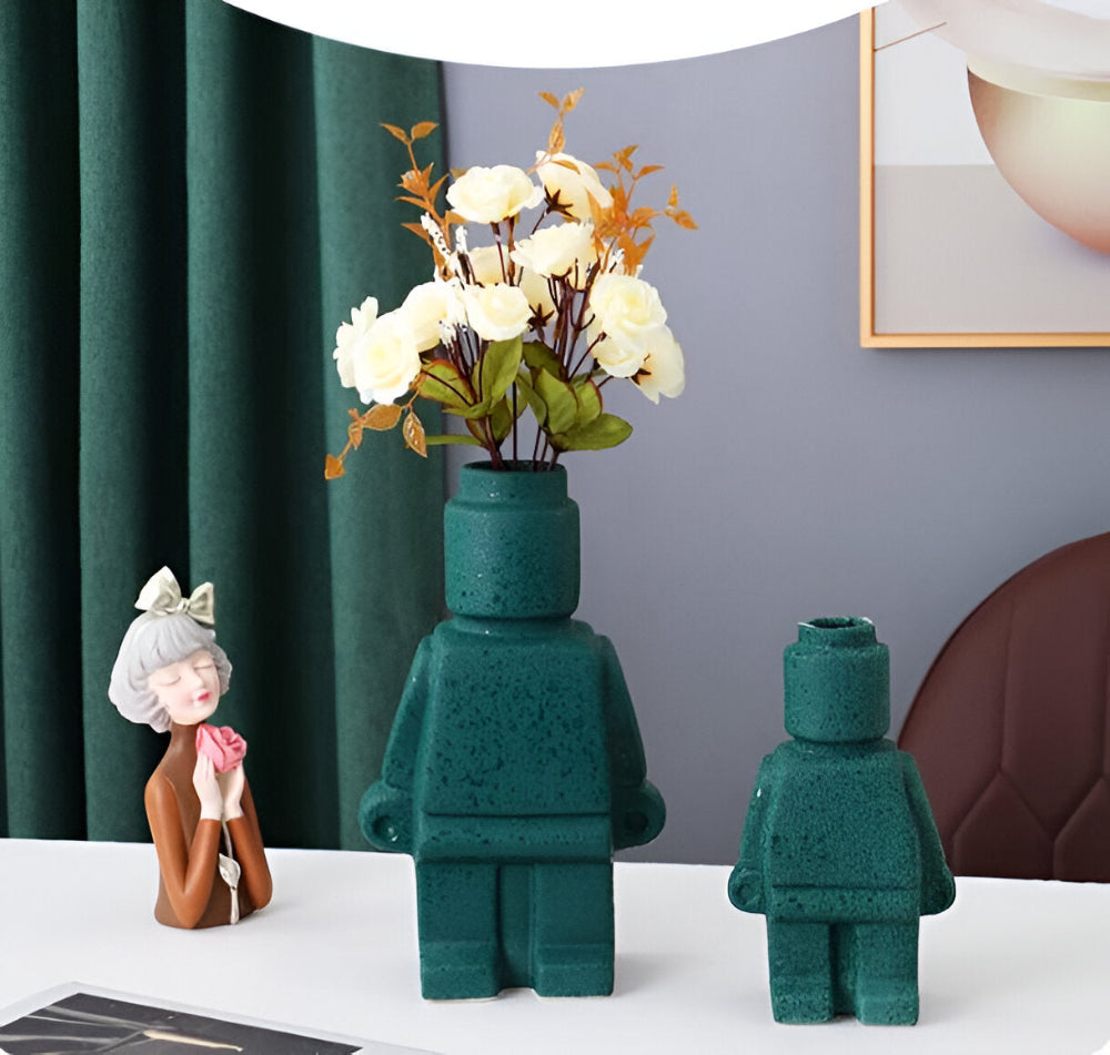 Creative Robot Plant Pot – Versatile Decorative Planter in Playful Design 4