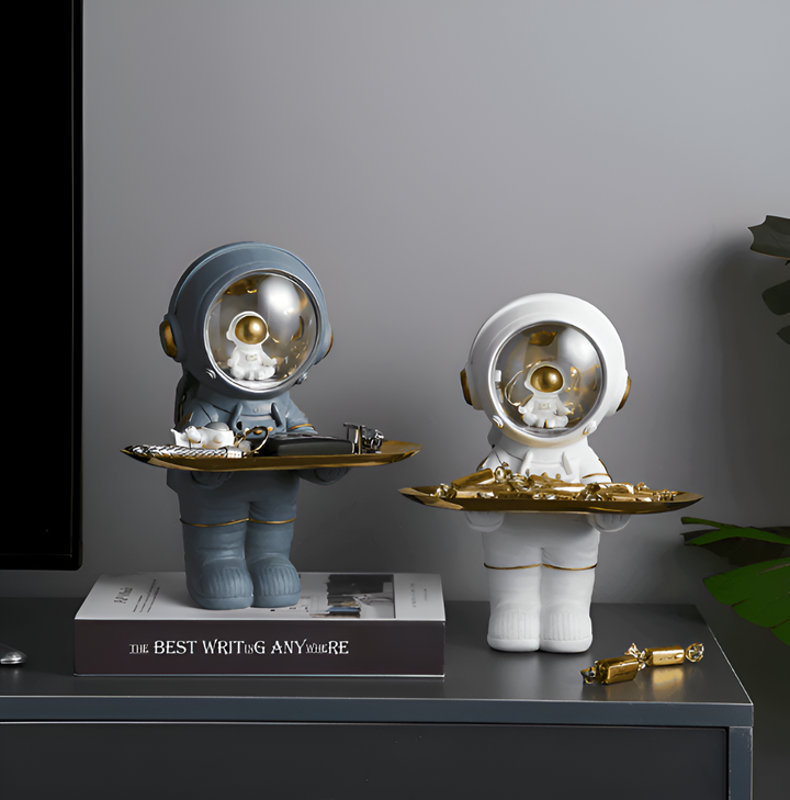 Decorative Astronaut Tray with LED Light – Stylish Storage Solution for Keys and Accessories, Medium Size 1