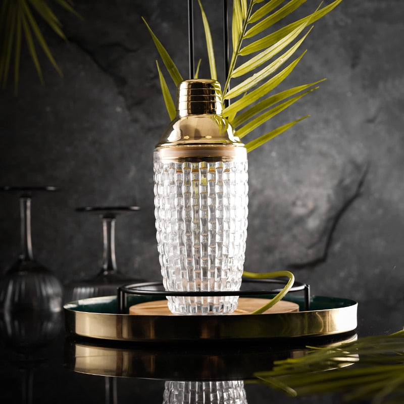 Elegant Cocktail Shaker Set with Gold Accents – Eco-Friendly Glass and Stainless Steel Boston Shaker for Mixology 1
