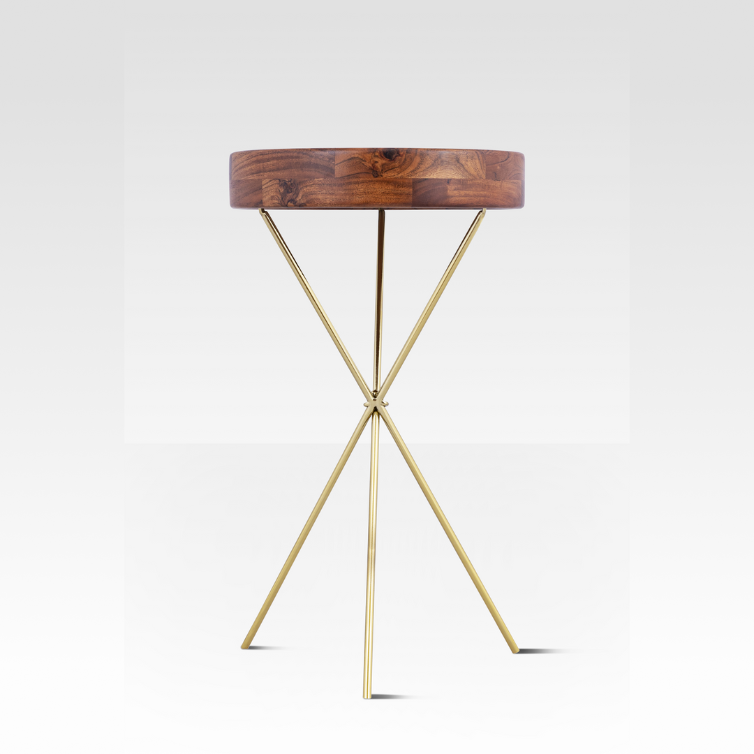 Elegant Mango Wood End Table with Removable Tray and Gold Tripod Base – Stylish Side Table for Living Room, Small Space Solution 0