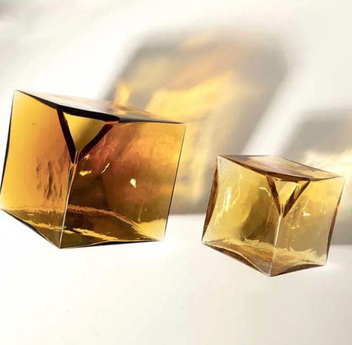 Geometric Amber Glass Vase – Modern Balancing Cube Design for Home Decor 8