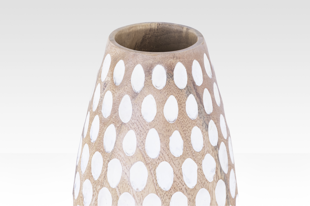 Hand-Carved Wooden Vase with White Dot Pattern – Rustic Home Decor for Floral Arrangements 4