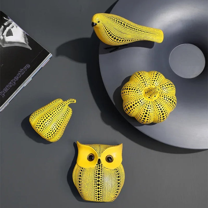 Hand-Painted Artistic Sculptures with Iconic Dot Design – Mico Ornament Collection 4