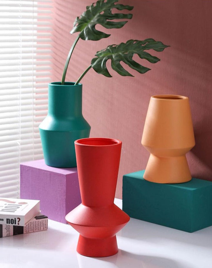 Handcrafted Bright Color Ceramic Flower Vase - Elegant Home Decor 2