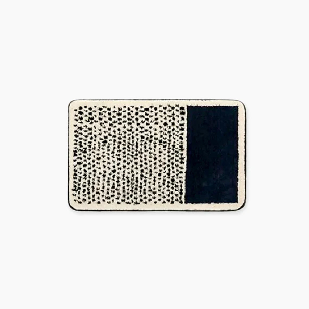Handmade Abstract Bath Mat – Non-Slip Bathroom Rug in Luxurious Polyester and Acrylic for Modern Decor 0