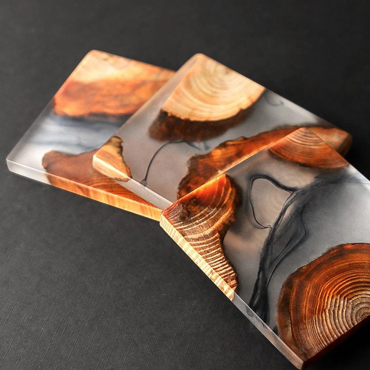 Handmade Custom Coasters for Drinks – Unique Pine Wood and Resin Design, Nature-Inspired Home Decor 3