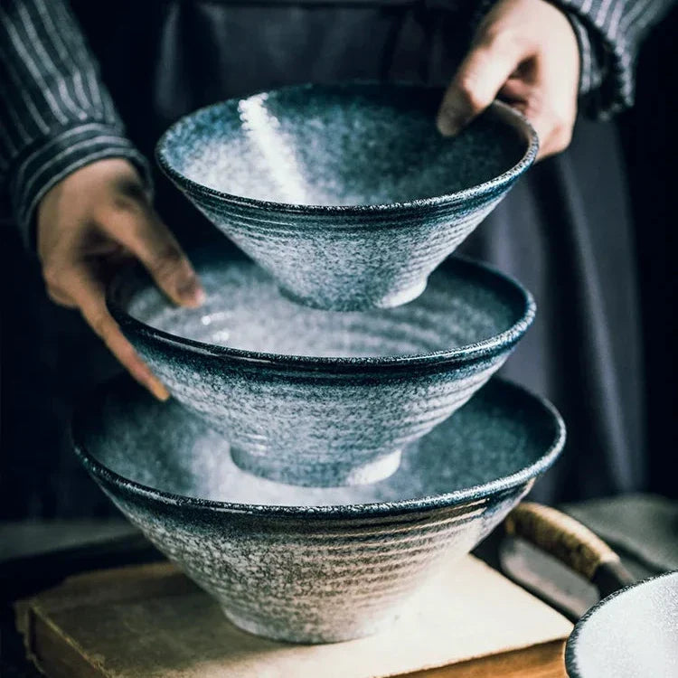 Handmade Japanese Ceramic Ramen Bowl – 18 cm, Durable, Microwave & Dishwasher Safe for Elegant Dining 3