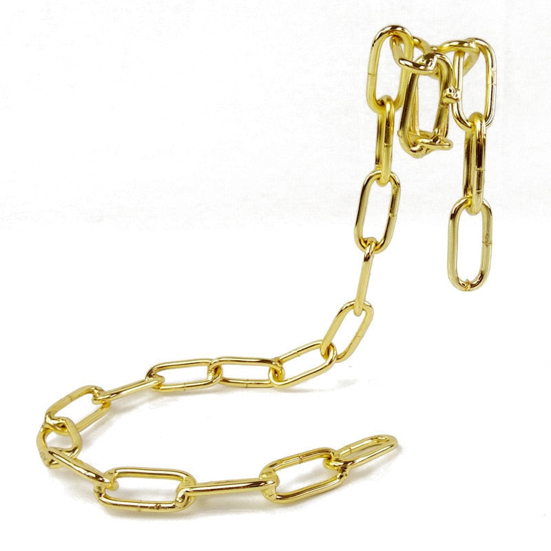 Iron Wine Holder with Chain Loop – Unique Table Display for One Bottle, Compact Design, Durable Construction 4