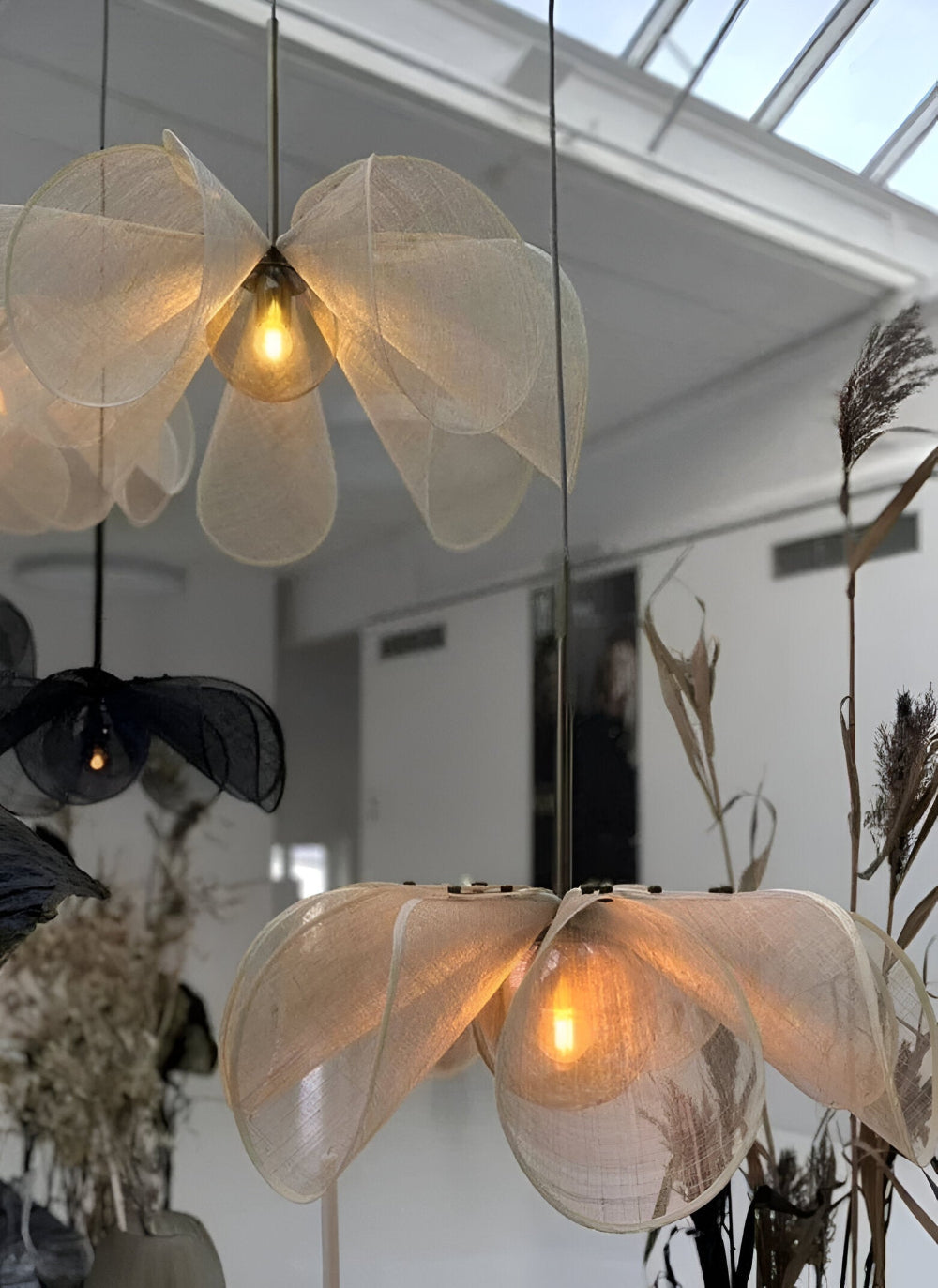 Japandi Floral Pendant Lamp – Adjustable Kitchen Pendant Lighting with Glass and Fabric, Elegant Boho Design, D50cm to D80cm 5