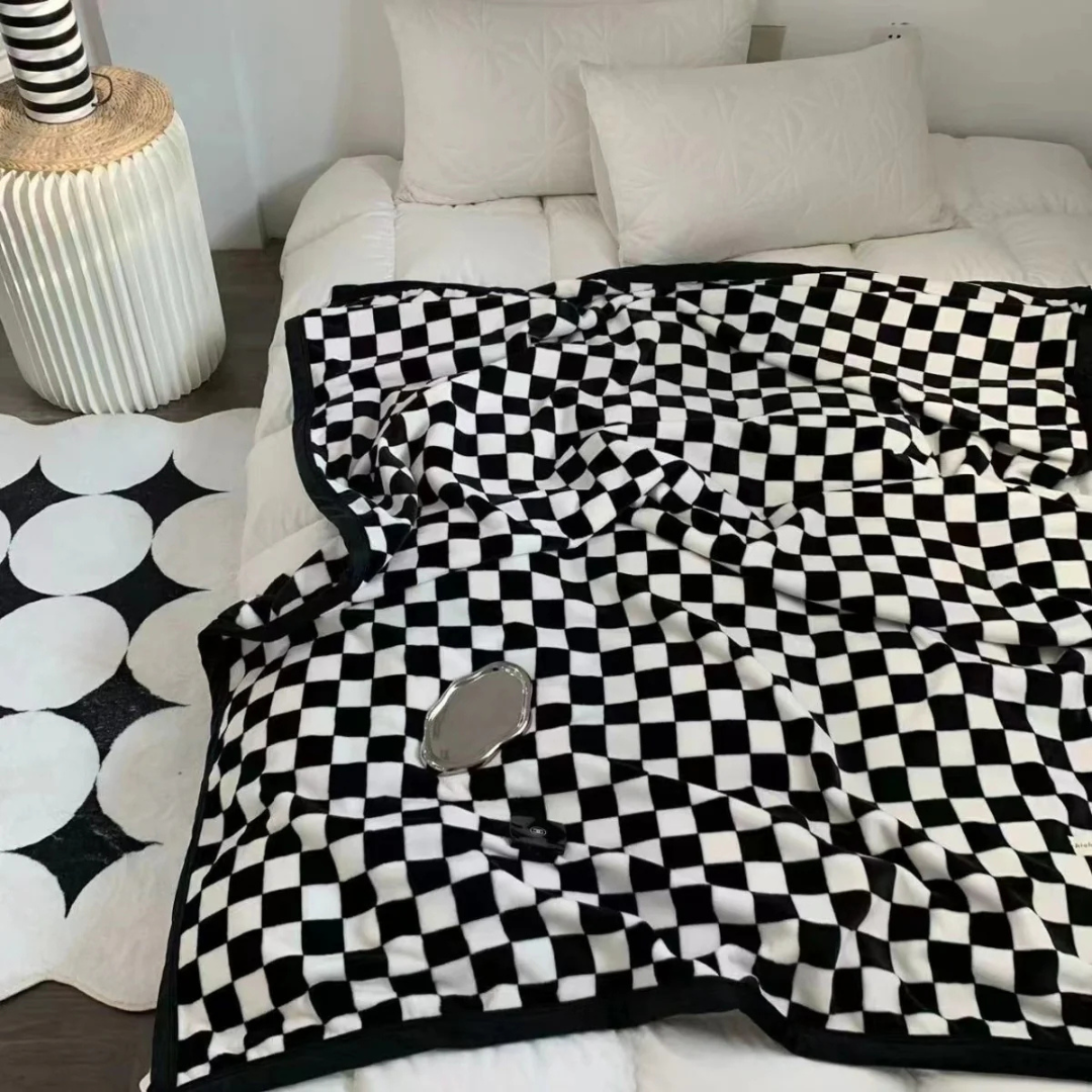 Lethe Flannel Plaid Blanket – Super Soft and Warm Throw for Sofa and Bedroom 2