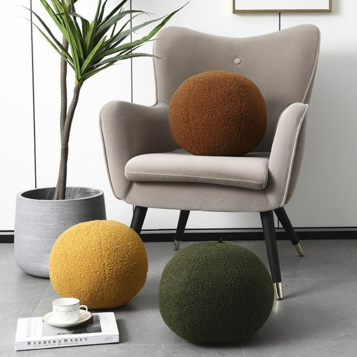 Luxury Bouclé Cushion – Soft Teddy Fleece Ball-Shaped Pillow for Modern Decor 3