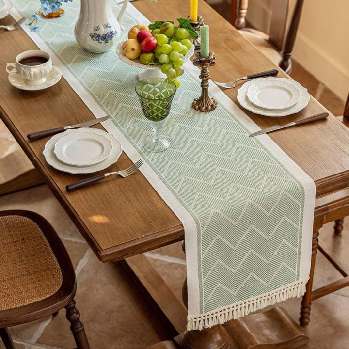 Luxury Woven Table Runner in Sandstone – Elegant Zigzag Design for Modern Interiors 7