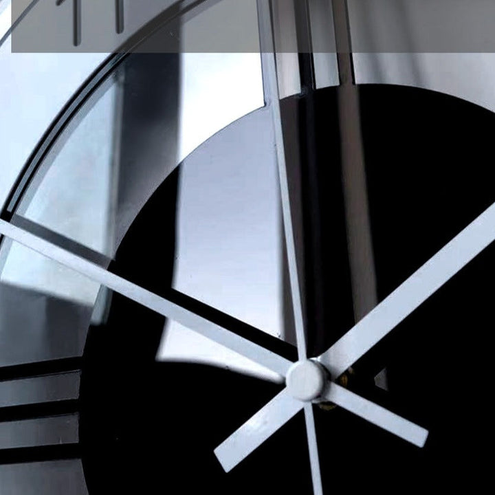 Minimalist Black Wall Clock – Elegant Design with Silent Movement – Ø 30 cm 3