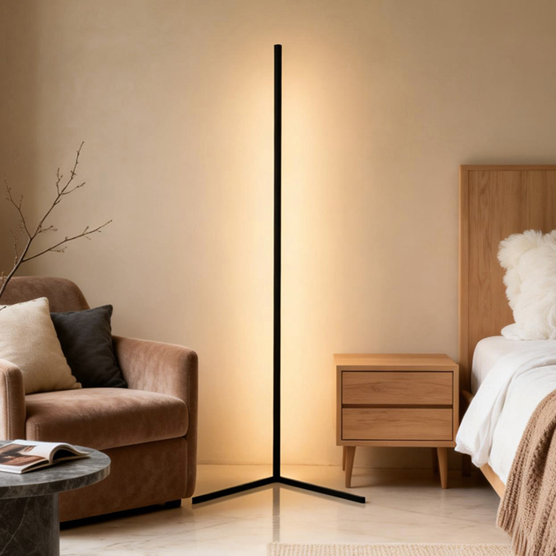 Modern Black Floor Lamp – RGB Corner Standing Lamp with Remote Control for Living Room, Energy-Efficient LED Lighting 1