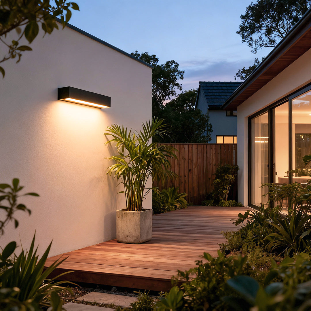 Modern Waterproof LED Porch Light Fixture – Minimalist Design with Four Length Options and Two Color Temperatures 1