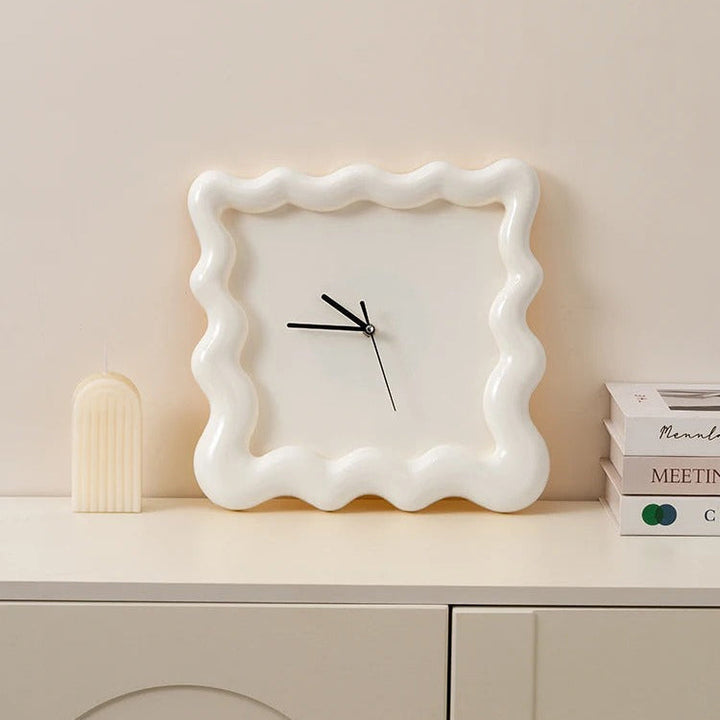 Modern Wavy Wall Clock – Minimalist 3D Design with Artistic Frame in Various Colors 1