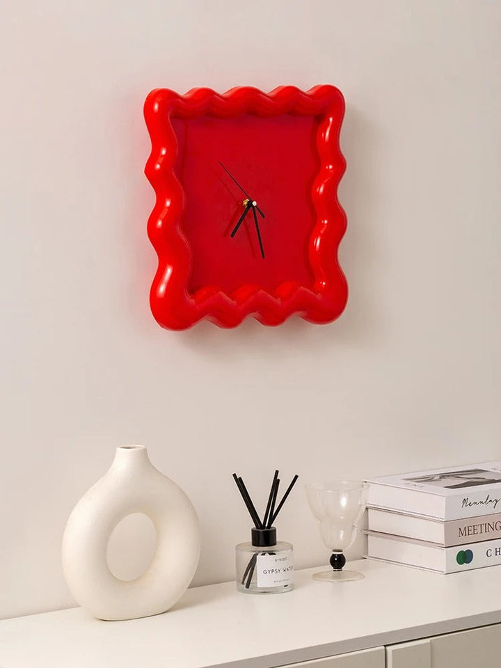 Modern Wavy Wall Clock – Minimalist 3D Design with Artistic Frame in Various Colors 3