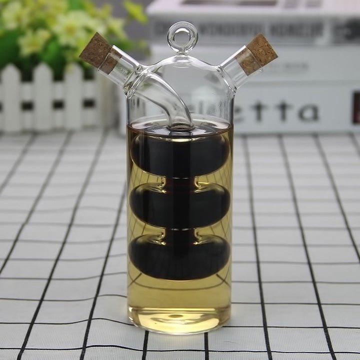Nordic Dual-Compartment Oil and Vinegar Dispenser with Hand-Blown Borosilicate Glass 3