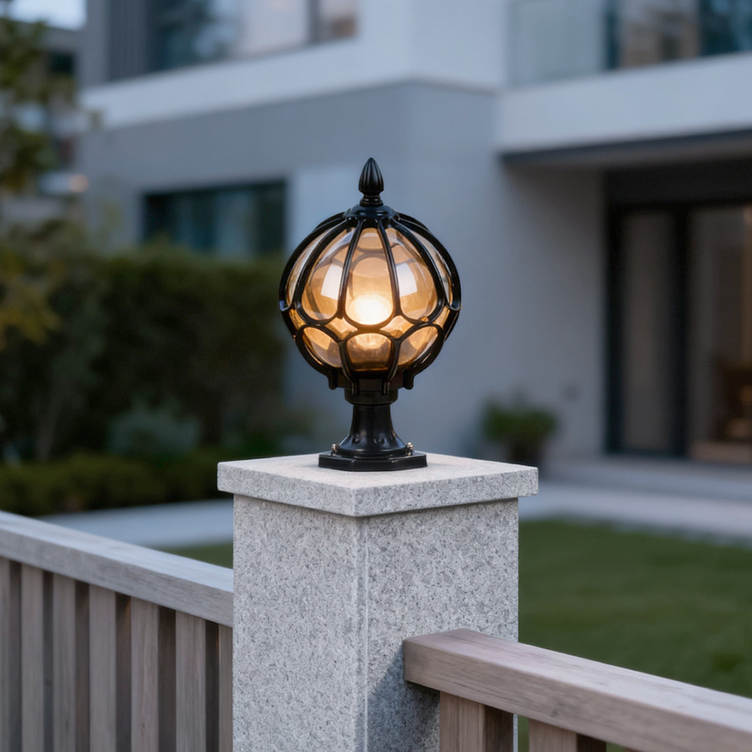 Outdoor Globe Pillar Lights – Retro Glass and Copper Design for Garden and Landscape Lighting 5