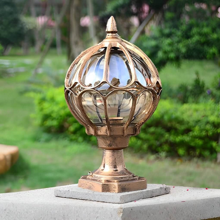 Outdoor Globe Pillar Lights – Retro Glass and Copper Design for Garden and Landscape Lighting 6