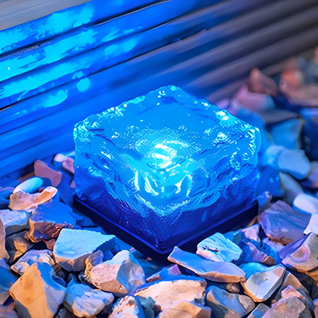 Outdoor Solar Ice Cube Step Lights – IP65 Waterproof Landscape Lighting with Four Color Options for Garden and Pathway Illumination 6