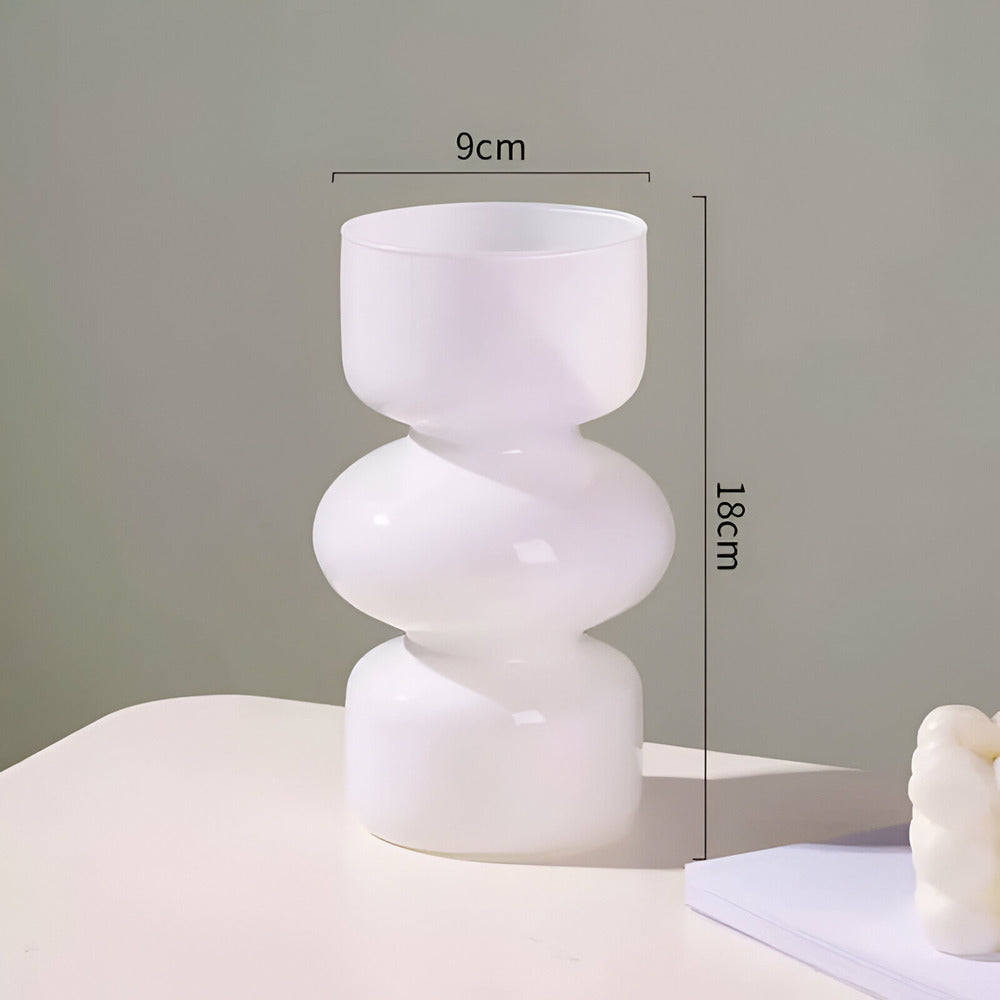 Scandinavian Glass Vase with Minimalist Design – Ljus-Våg Collection 5