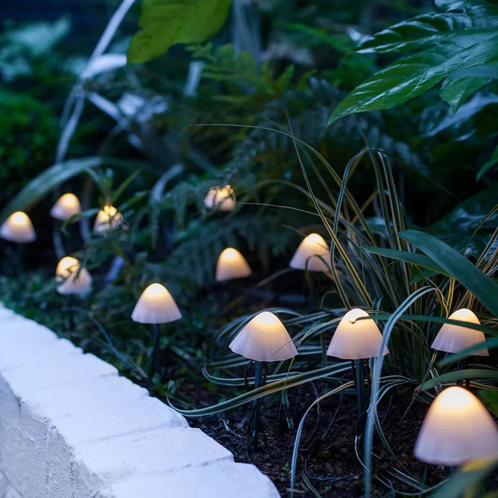 Solar Garden Lights – 10 LED Mushroom Outdoor Lights with Dusk-to-Dawn Sensor, Waterproof Decorative Solar Lights for Garden and Patio 2