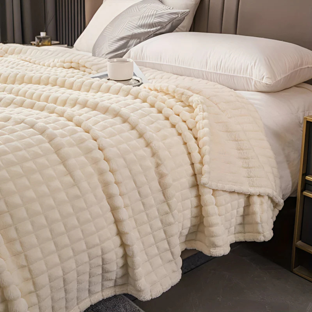 Ultra Soft Double-Sided Fleece Plaid Blanket – Warm Plush Comfort for Home 2