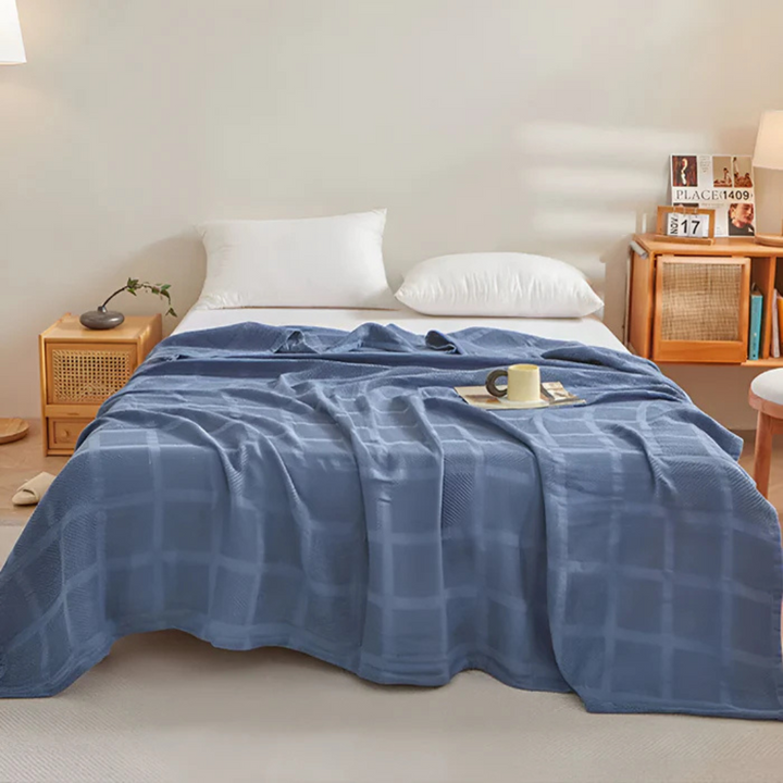 Waffle Fleece Plaid Blanket – Soft, Hypoallergenic, and Cozy for All Seasons 1