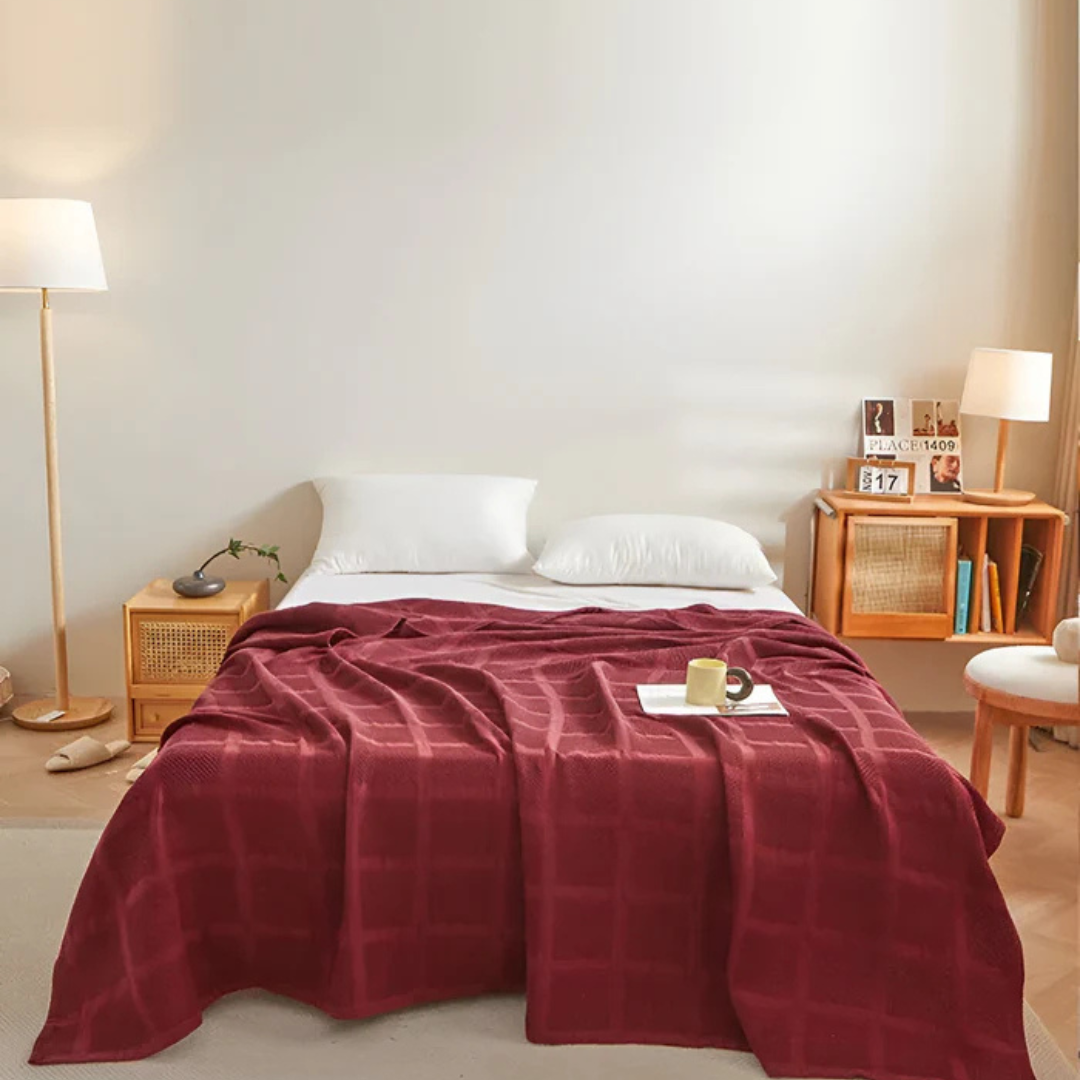 Waffle Fleece Plaid Blanket – Soft, Hypoallergenic, and Cozy for All Seasons 4
