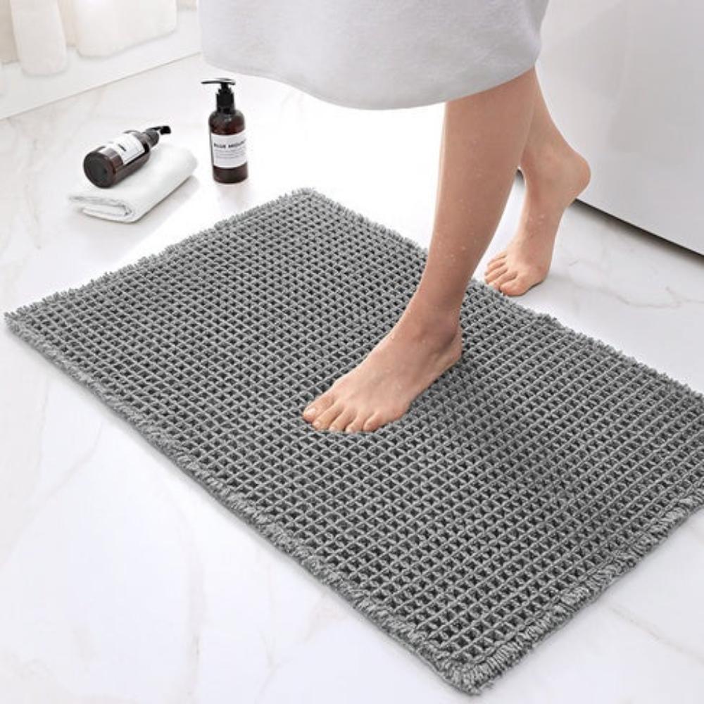 Waffle Structure Bath Mat – Soft and Absorbent Bathroom Rug for Maximum Comfort and Safety, Machine Washable 2
