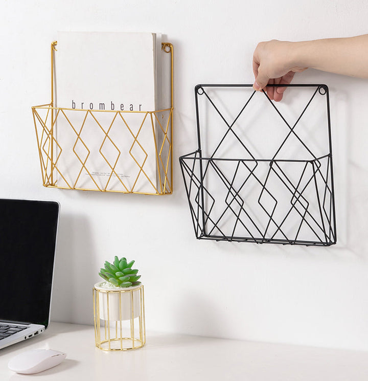 Wall-Mounted Magazine Rack with Geometric Diamond Design – Durable Metal Wire Holder for Compact Storage and Stylish Organization 2