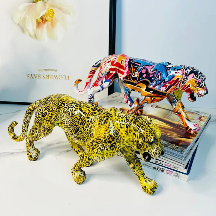 Wild Leopard Decorative Sculpture – Nature-Inspired Art Piece for Home and Office 2